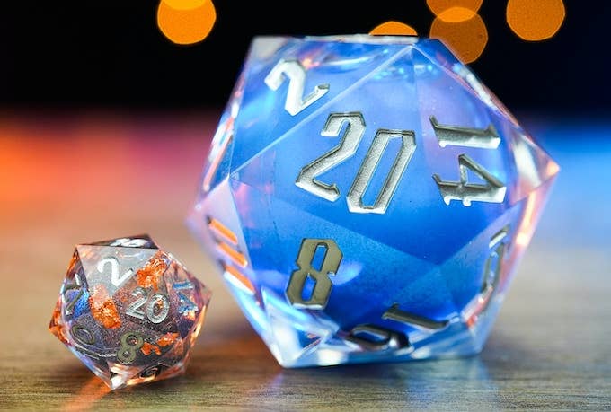CRAZY Moving Eyeball Mammoth Liquid Core D20: Blue